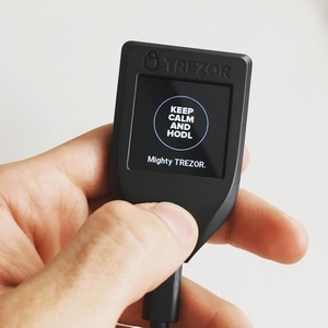 TREZOR Model T